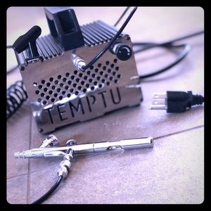 Temptu airbrush machine